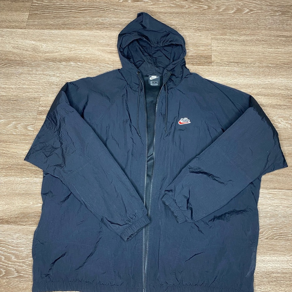 Vintage Nike Men's Black Windbreaker Jacket